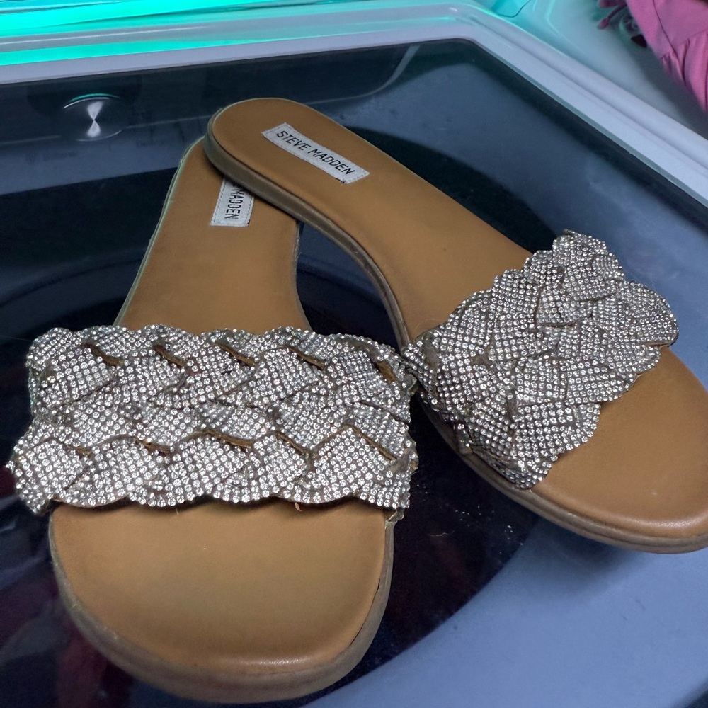 Steve Madden Gold Rhinestone Slides - Picture 3 of 3